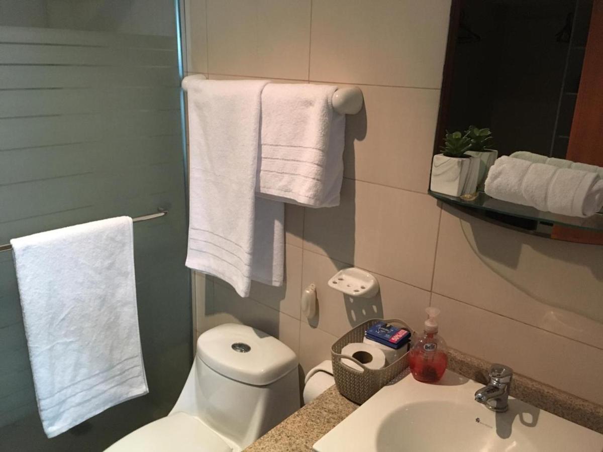 River View Suites Гуаякуил Екстериор снимка