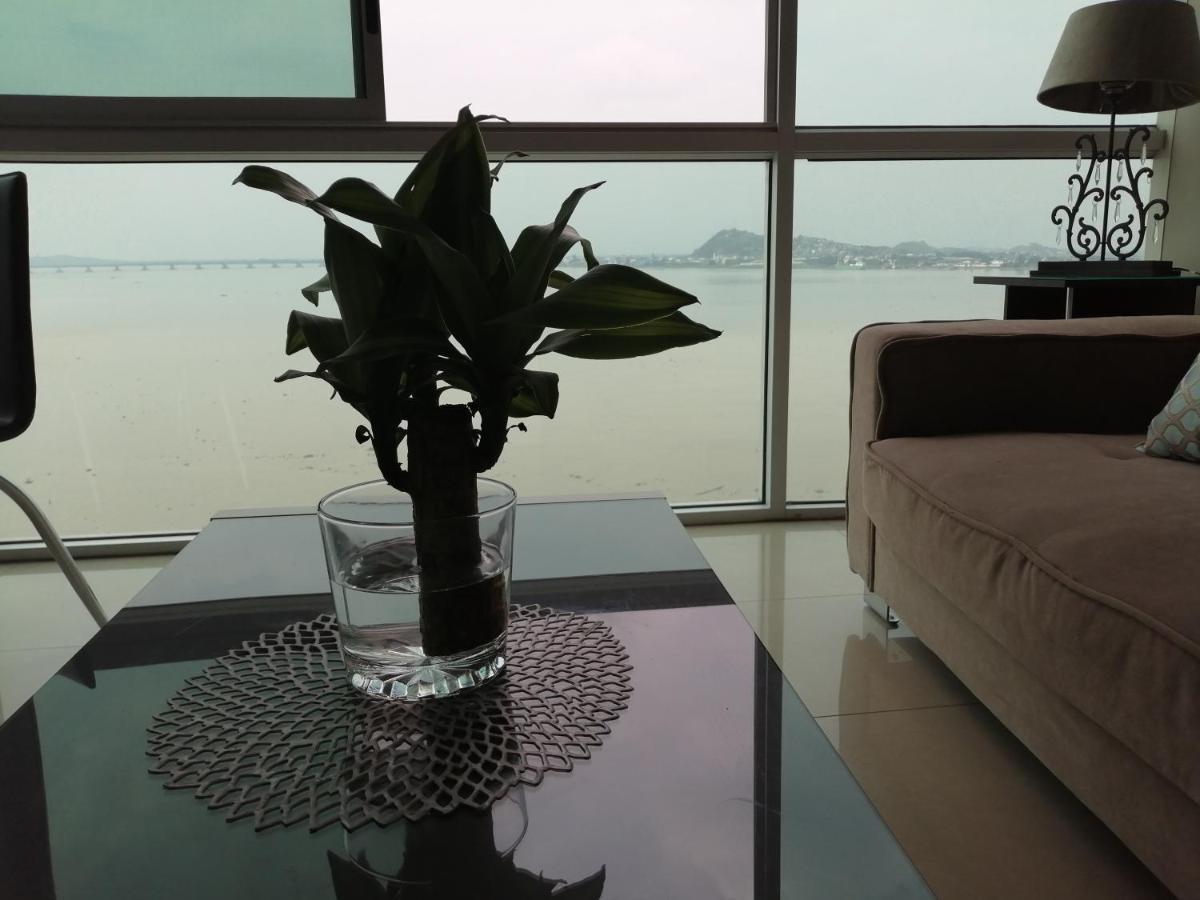 River View Suites Гуаякуил Екстериор снимка