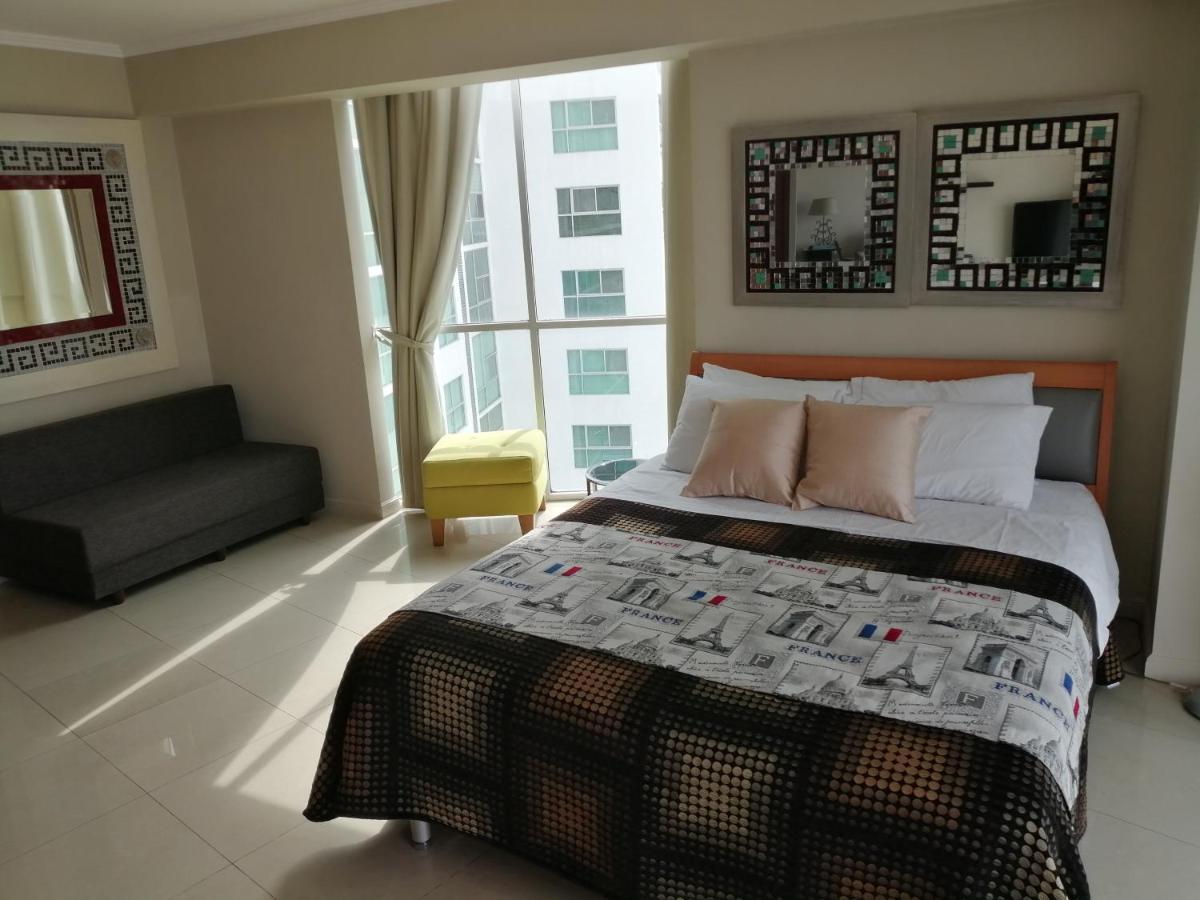 River View Suites Гуаякуил Екстериор снимка